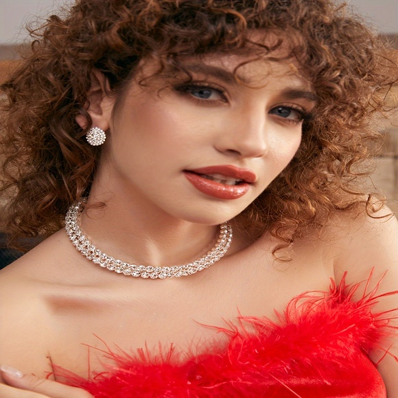 Sterling Silver Sparkle: Earrings, Necklace & Bracelet Set - Picture 4 of 7